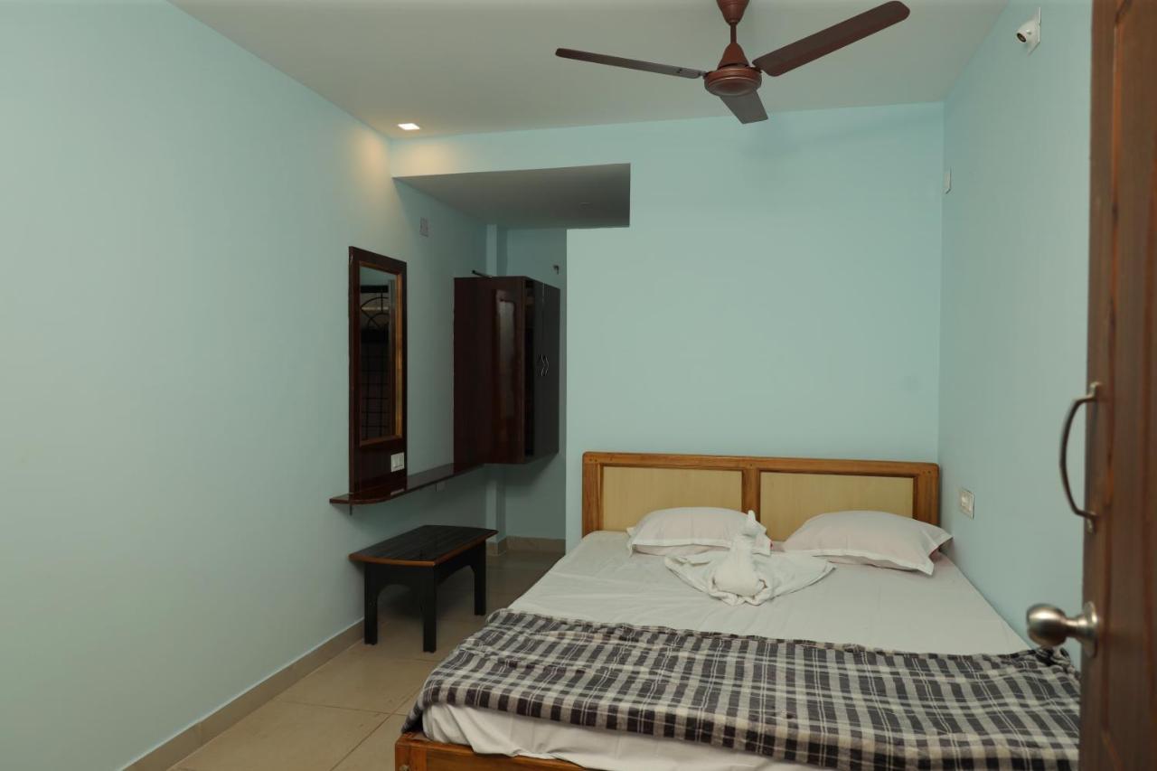 Отель Shree Manjushree Residency Удипи Экстерьер фото