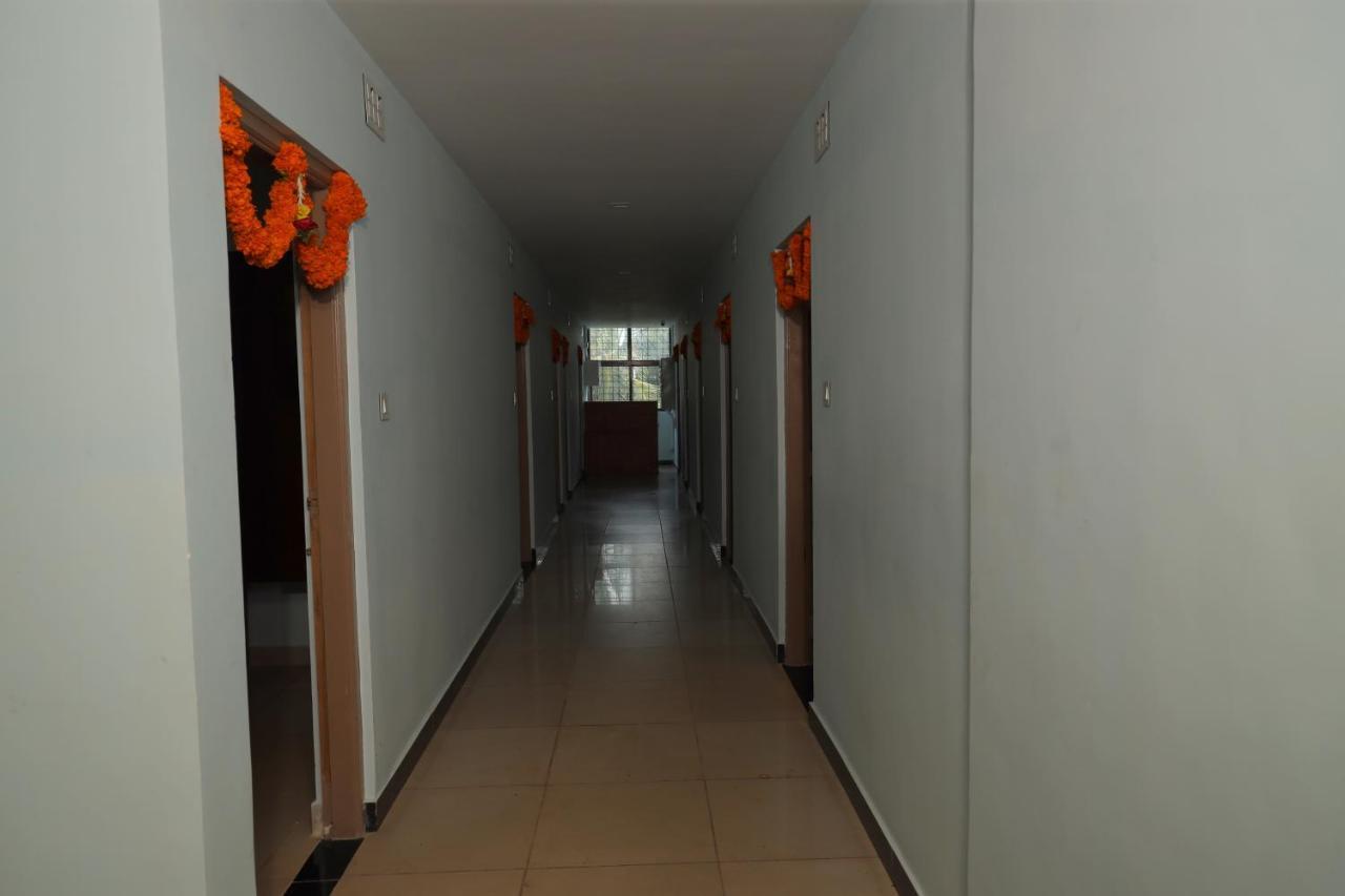 Отель Shree Manjushree Residency Удипи Экстерьер фото